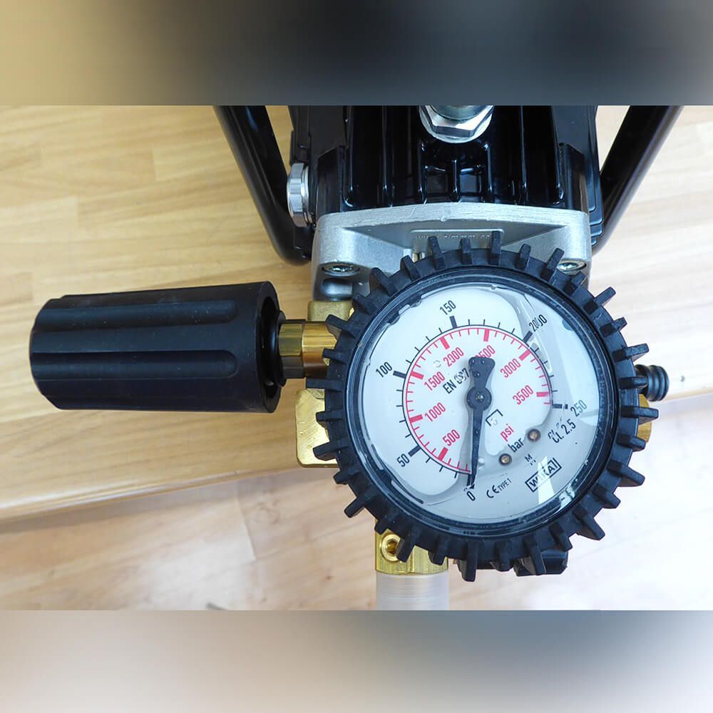 Hidrolimpiadora agua fría 200bar – 420L/h - Imagen 2